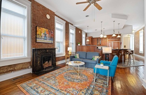 East Market District Condominio | The Old Fashioned~Luxury 1BR~Stay Nulu Marketplace