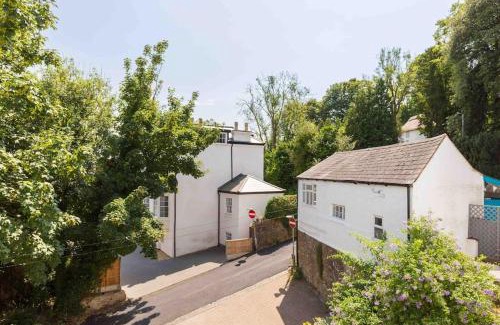 Malvern Apartamento | The Old Morgan Period 3 Bed Duplex