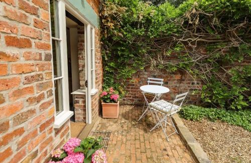 Knipton Casa | The Old Mower Shed