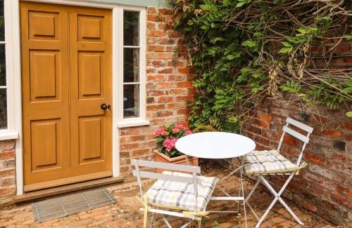 Knipton Casa | The Old Mower Shed