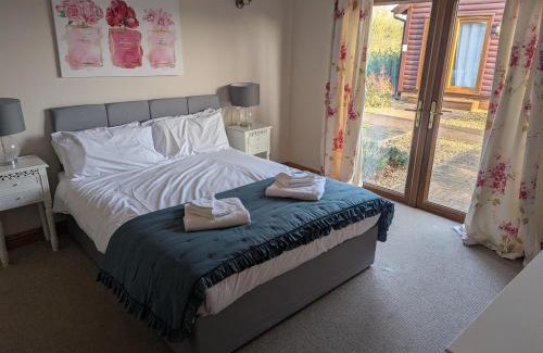 Little Stukeley Cabina | The Old Nene Golf and Country Club - Holiday Lodges