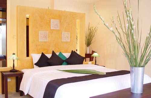Karon Complejo | The Old Phuket - Karon Beach Resort