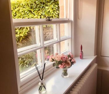 Duntisbourne Abbots Casa | The Old Post Office Studio Apartment in a Beautiful Cotswold Village