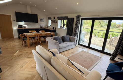 Low Catton Casa | The Old Potting shed 2 bedroom cottage with hot tub near York, pet friendly