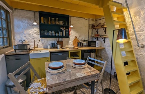 Lelant Apartamento | The Old Potting Shed-Diseñador-Cabaña-Baño con ducha-Vista al Lago