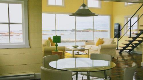 Greenspond Casa | The Old Salt Box Co. - Aunt Christi's