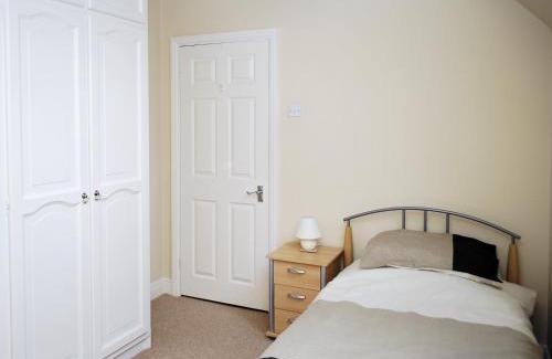 Tideswell Casa | The Old School House