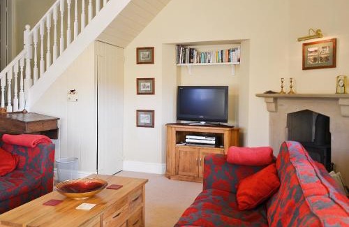 Tideswell Casa | The Old School House