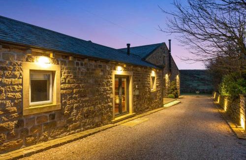 Cowling Casa | The Old Shippon