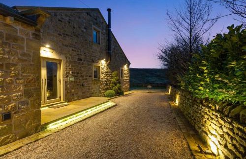 Cowling Casa | The Old Shippon