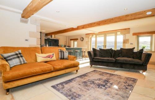 Cowling Casa | The Old Shippon