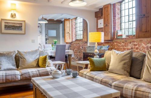 Walsingham Casa | The Old Smithy by Big Skies Cottages