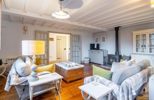 Walsingham Casa | The Old Smithy by Big Skies Cottages