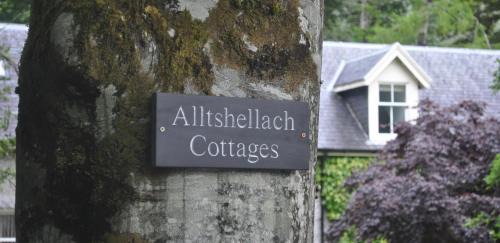 West Laroch Casa | The Old Stables, Alltshellach Cottages