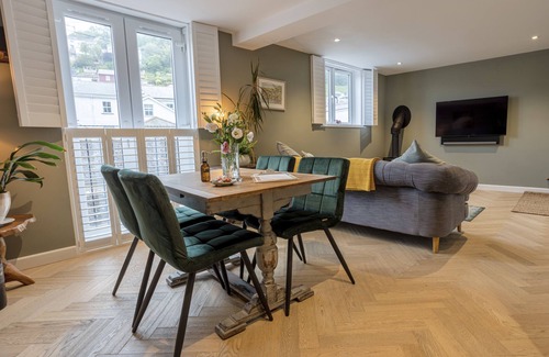 Dartmouth Apartamento | The Old Stables - Luxury Dartmouth town centre apartment w/ parking permit