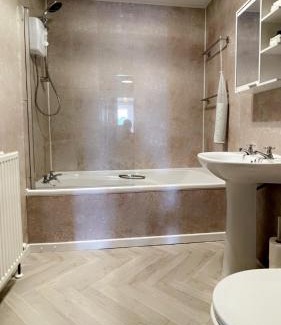 Beattock Hotel | The Old Stables Pub with rooms