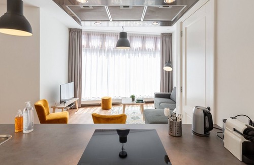 Leiden Apartamento | La tienda de edad: un apartamento completamente renovado en el centro de Leiden