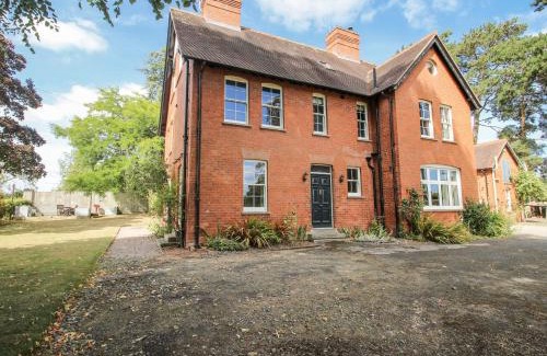 Leominster Casa | The Old Vicarage
