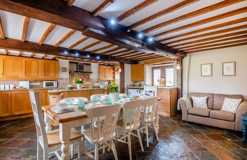 Westbury Casa | The Old Watermill - Cuatro Habitaciones Casa, Capacidad 8