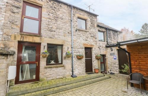 Castleton Casa | The Old Workshop