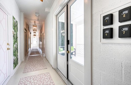 Galveston Hotel | The Oleander Hotel Room 5