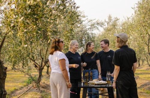 Latrobe Casa | The Olive Leaf Retreat