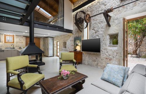 Prines Villa | The Olive Mill Loft - Oil Mill to Lavish Leisure