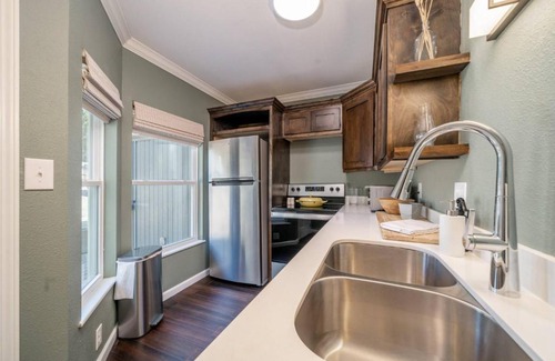 Lake Hamilton Casa | The Olive Tree Loft