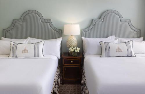 Hot Springs Complejo | The Omni Homestead Resort & Spa