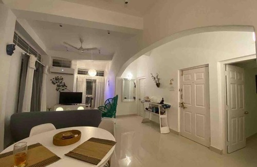 Ganpatipule Apartamento | The One - A Mediterranean Themed Terrace Apartment