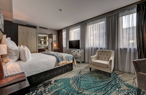 Quartier du Gros-Caillou Hotel | The One Alma Paris