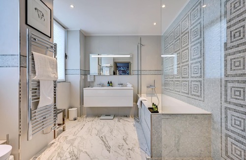 Quartier du Gros-Caillou Hotel | The One Alma Paris