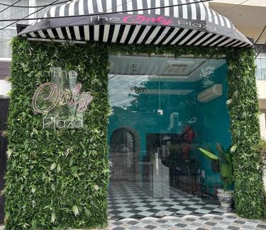Allahabad Hotel | The Only Plaza