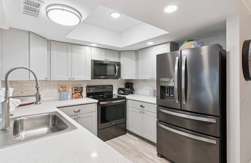 Epworth Acres Casa | The Opal: Cozy 3/3 SSI Nest