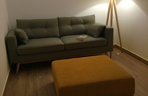 Palese Apartamento | El tulipán rojo abierto