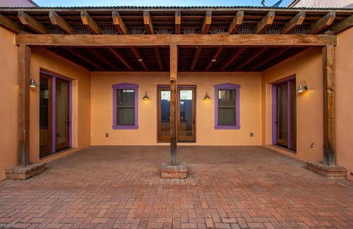 Barrio Viejo Casa | The Orange House at el Barrio Viejo