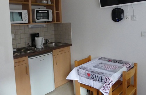 Le Bourg-d'Oisans Apartamento | Los lirios naranjas - ubicación ideal para ciclistas a 4 km del pueblo de Oisans
