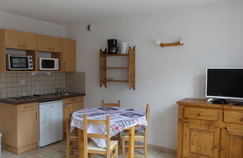 Le Bourg-d'Oisans Apartamento | Los lirios naranjas - ubicación ideal para ciclistas a 4 km del pueblo de Oisans