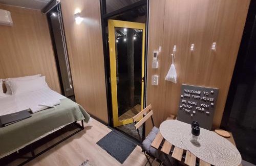 Nashdale Casa | The Orchard View by Tiny Away