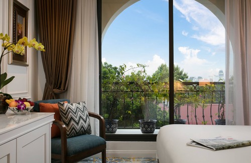 Hang Trong Hotel | The Oriental Jade Hotel