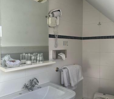 Seclin Hotel | The Originals Boutique, Hôtel Auberge du Forgeron, Lille Sud