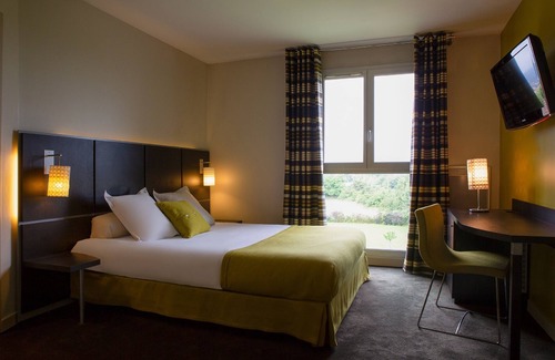 Savigneux Hotel | The Originals Boutique, Hôtel Marytel, Montbrison