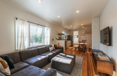 Woodridge Cabina | The Outlier Inn