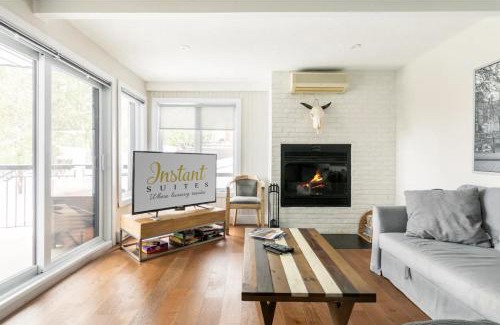 Mont-Tremblant Casa | The Outlook over Lac -Tremblant by Instant Suites