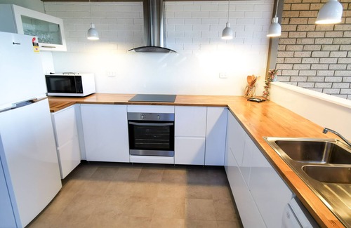 Bermagui Casa | The Outlook - Quiet and Tranquil with Lovely Views