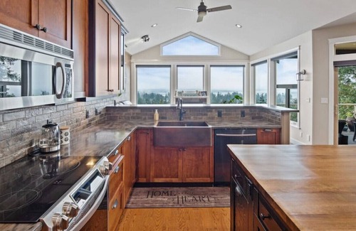 Colwood Casa | The Outlook Victoria