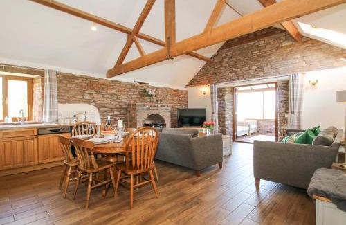 Leominster Casa | The Owl Barn
