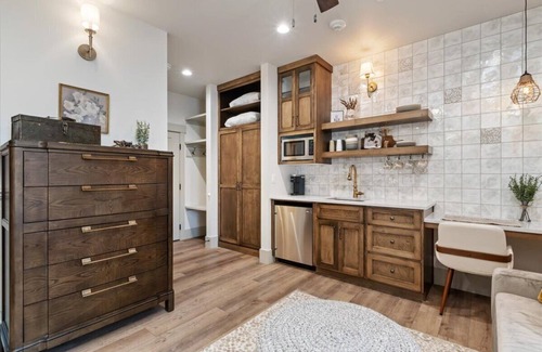 Midway Apartamento | The Owl Room - Newly Built Loft Near Park City