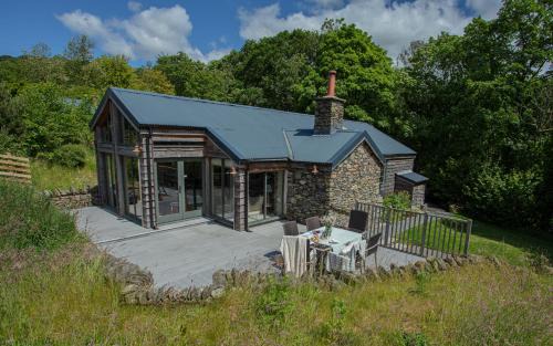 Kendal Casa | The Owl's Shack