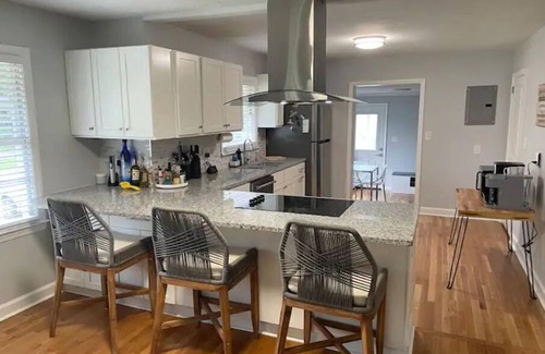 Candler-McAfee Casa | The Oyster House